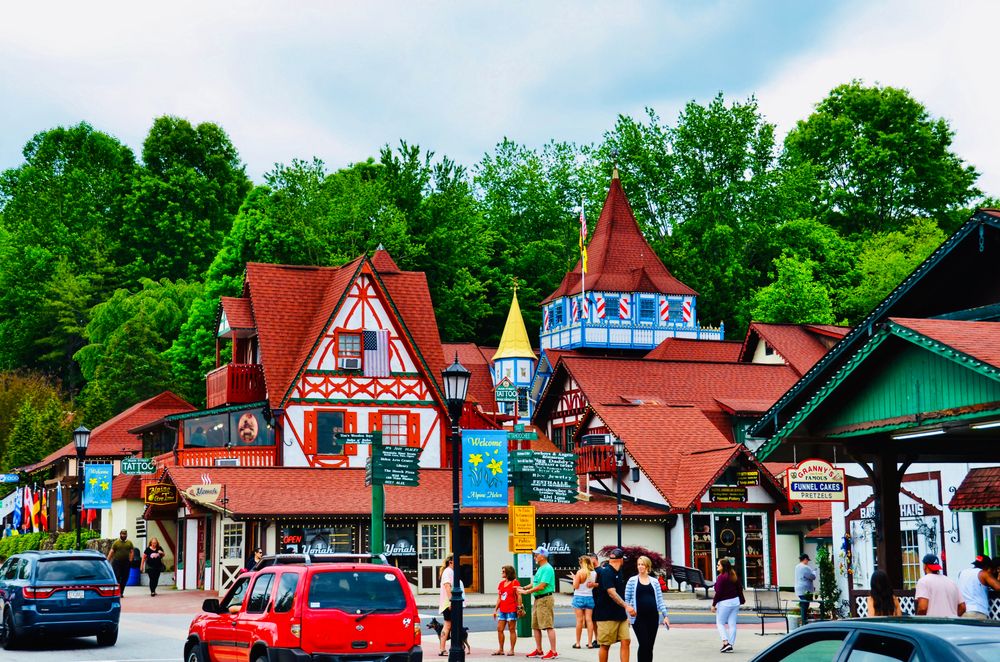 Buildings along Downtown Helen