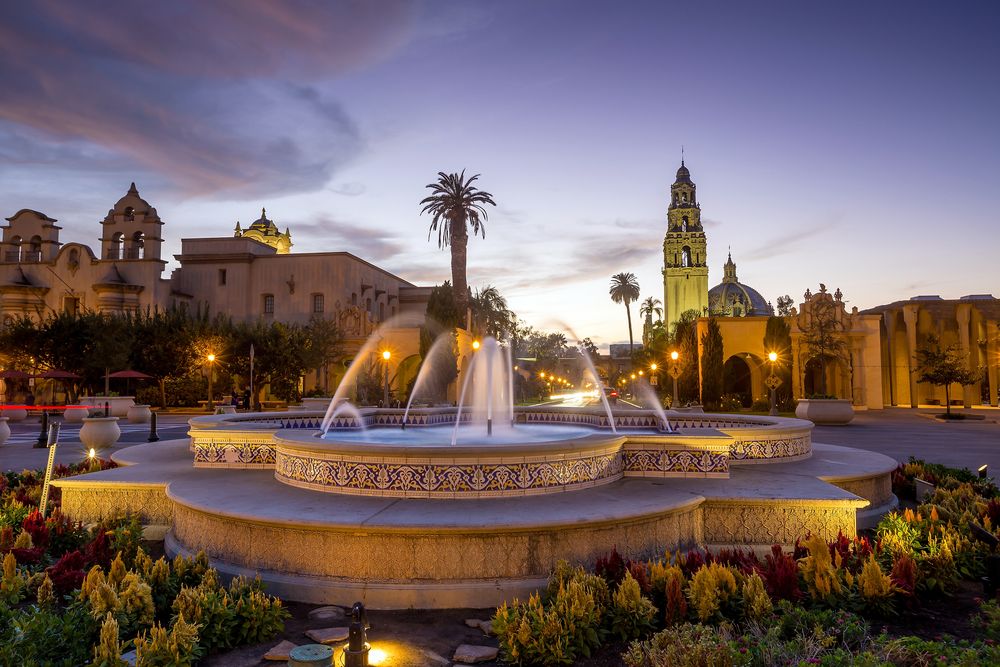 Water fountain in the middle of Balboa Park