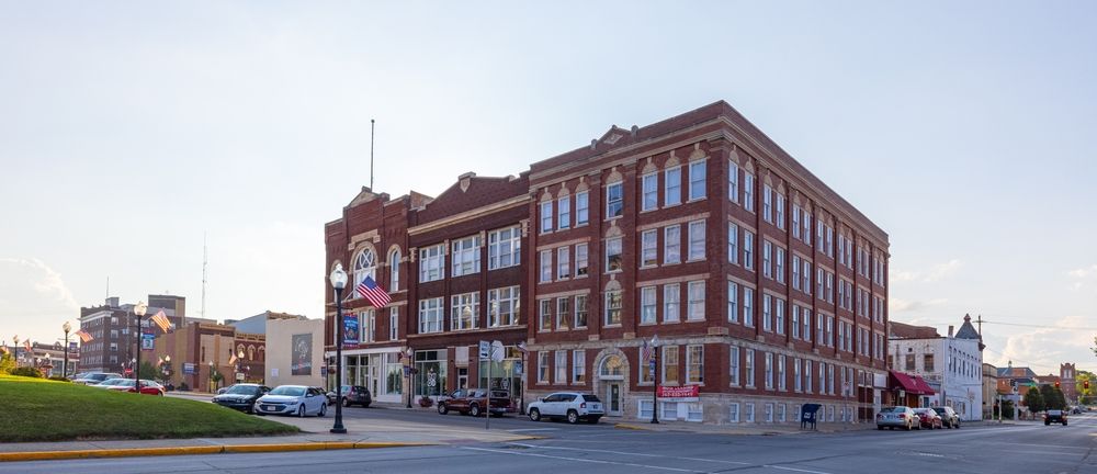 Buildings along Downtown Huntington