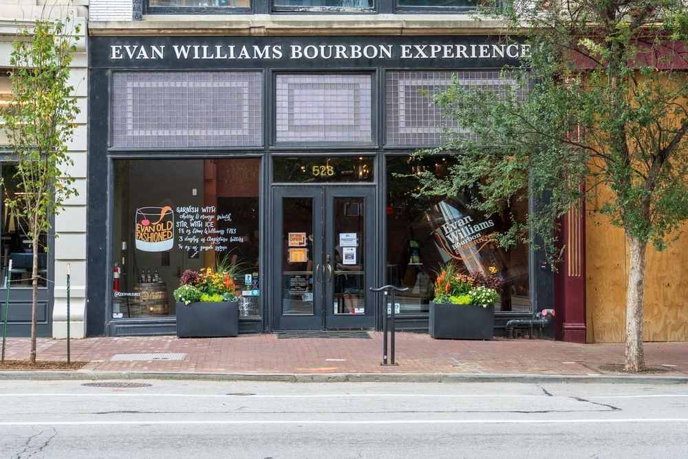 Evan williams buorbon experience along Kentucky Bourbon Trail