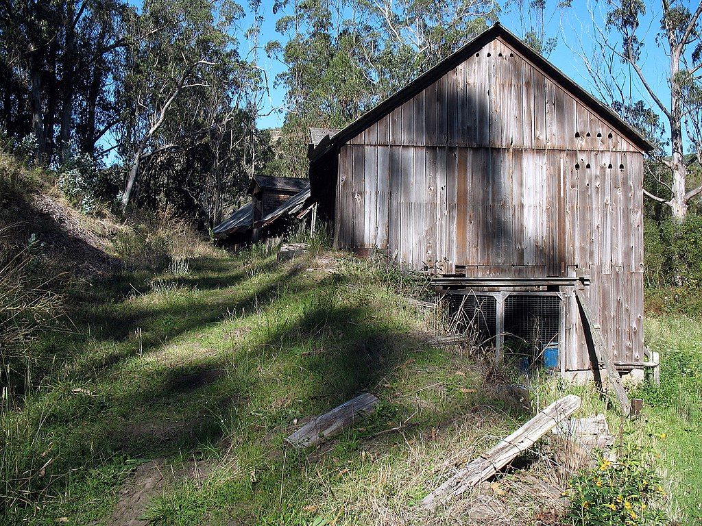 A barn along Burleigh H. Murray Ranch