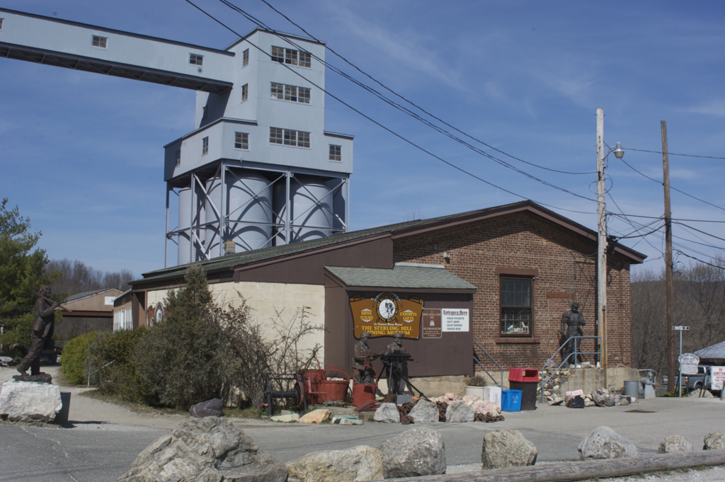 Exterior of Sterling Hill Mining Museum