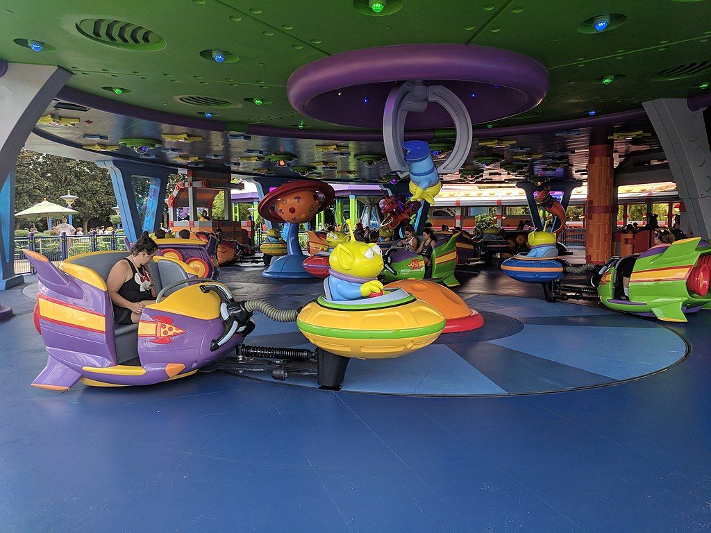 View of the rides in Alien Swirling Saucers