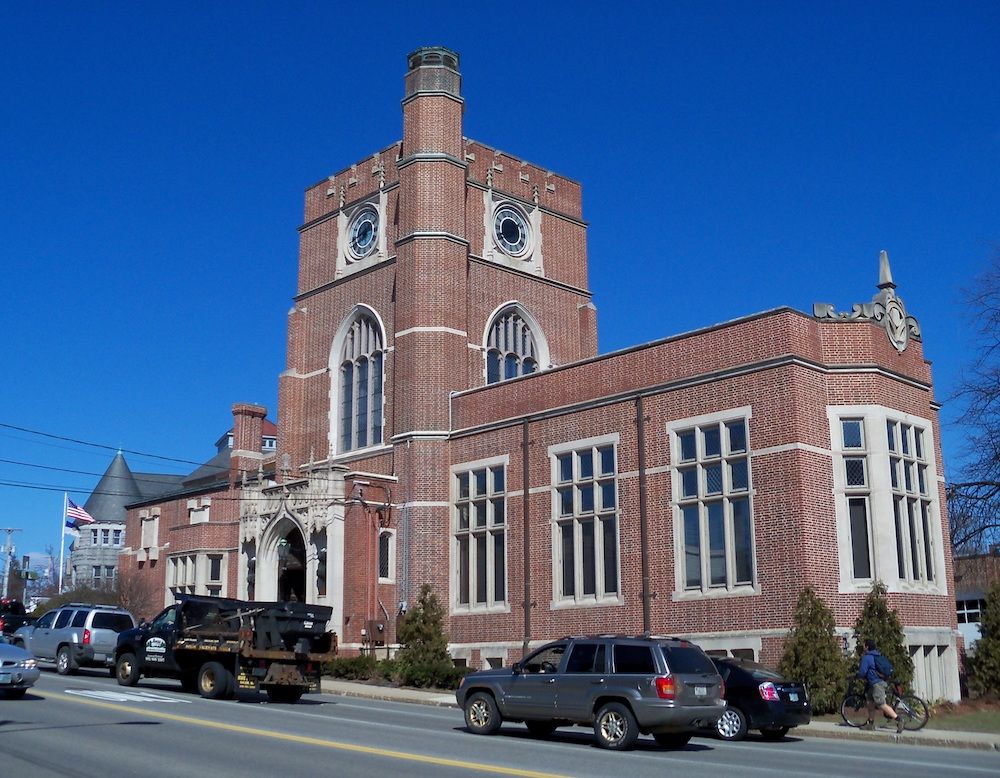 Hunt Memorial Library