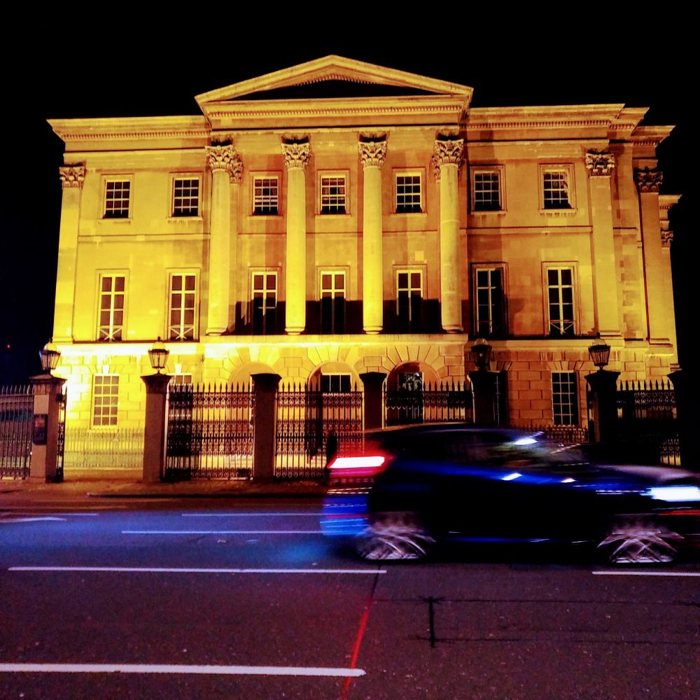 Night time at Apsley House