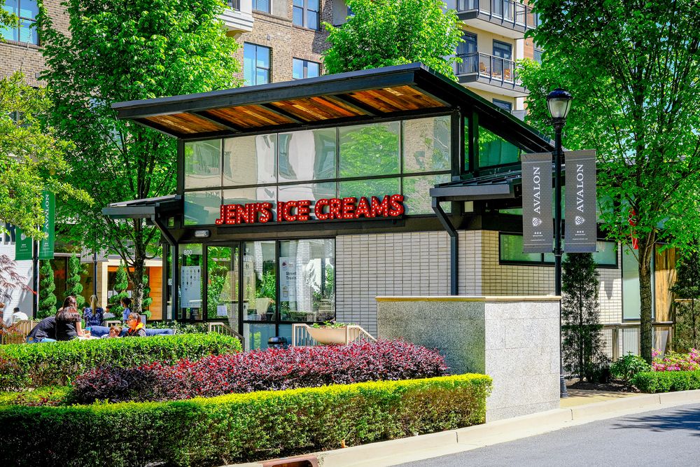 Ice cream store at Avalon Mall