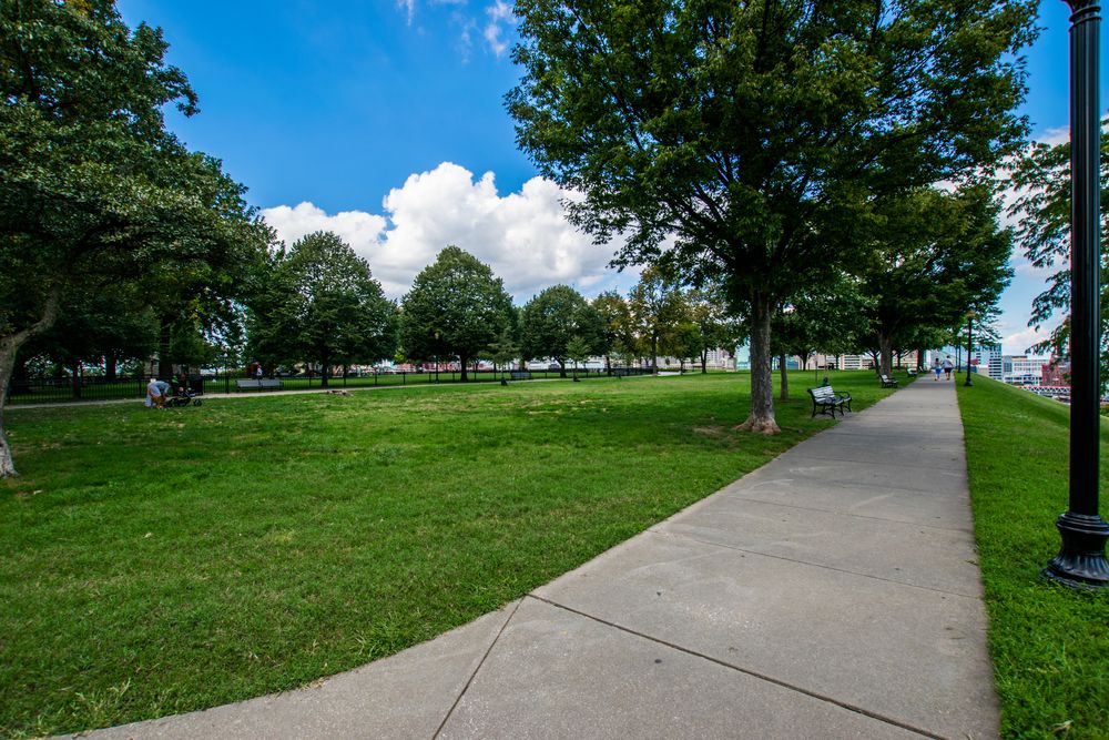 Paved pathway at Federal Hill Park