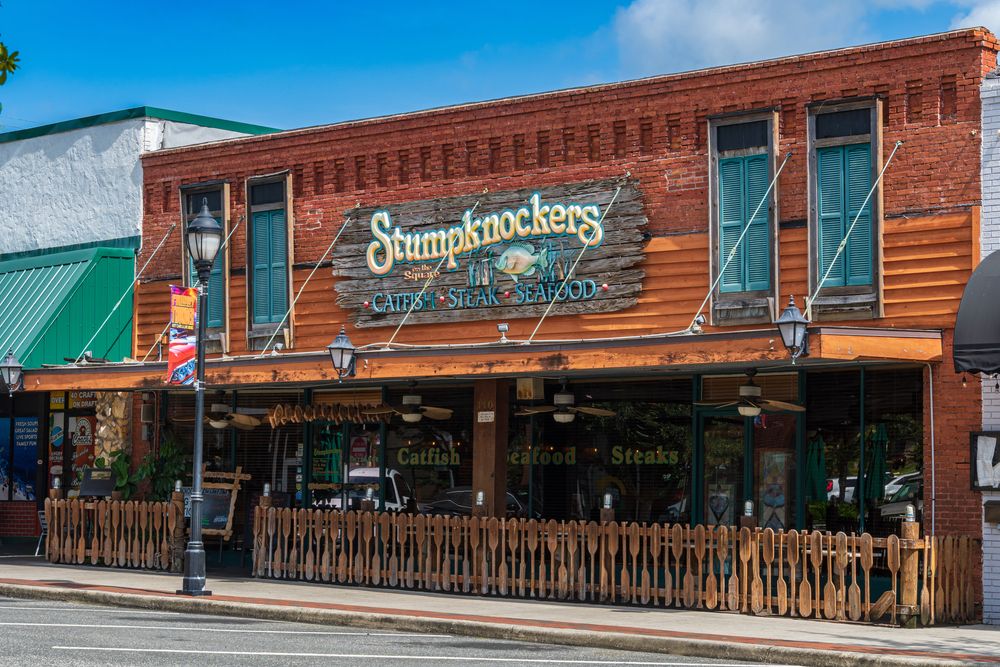 Exterior of Stumpknockers restaurant at Inverness