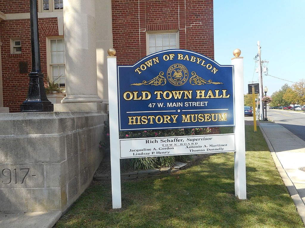 Signage of the Town of Babylon History Museum