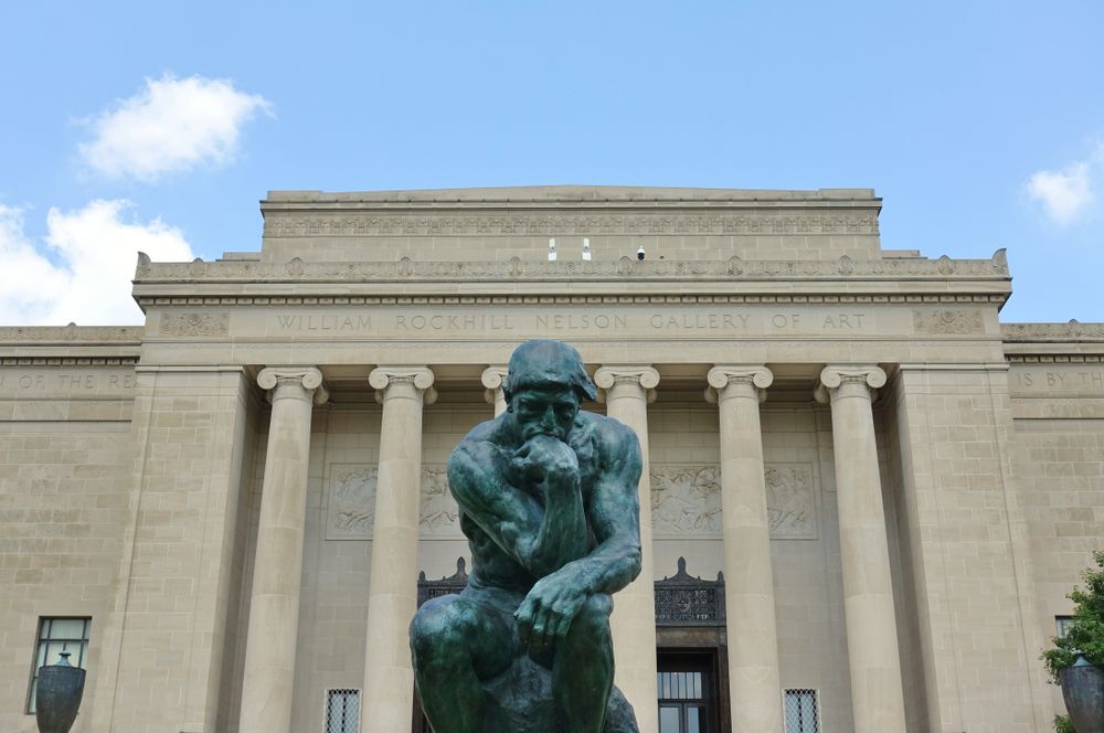 Statue in front of Nelson-Atkins Museum of Art