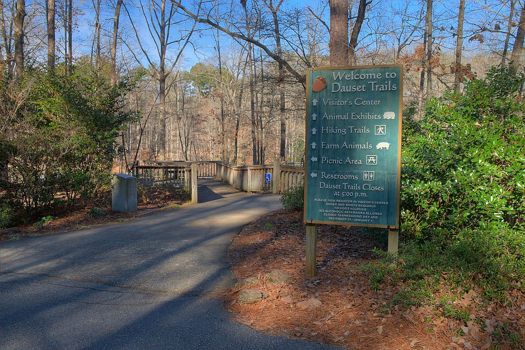 Welcome sign of Dauset Trails Nature Center