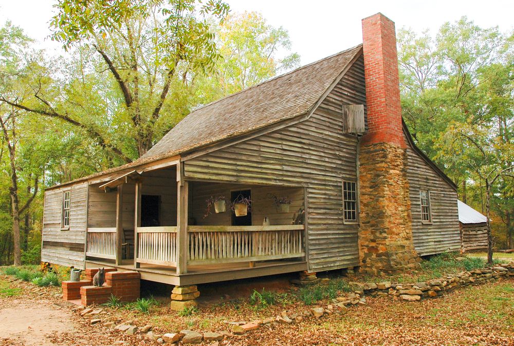 Main house at Jarrell Plantation State Historic Site