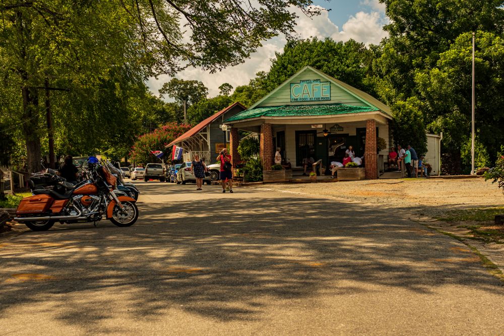 People at the Whistle Stop Cafe