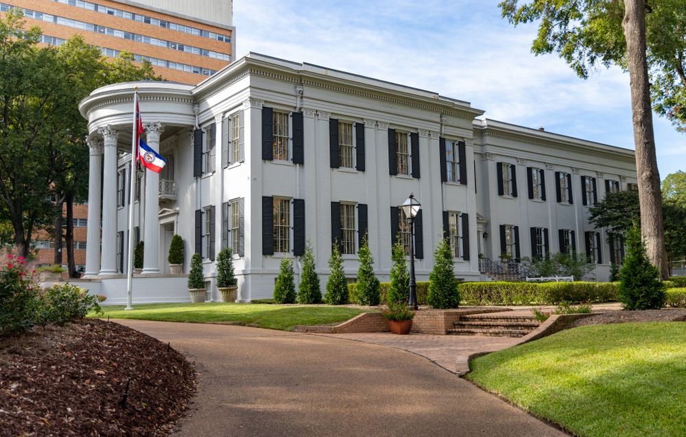 Facade of Mississippi Governor’s Mansion