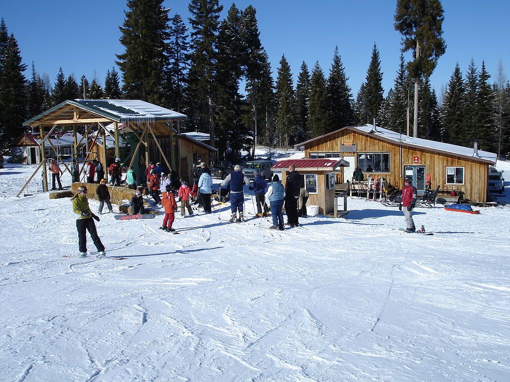 People at Ferguson Ridge Ski Area
