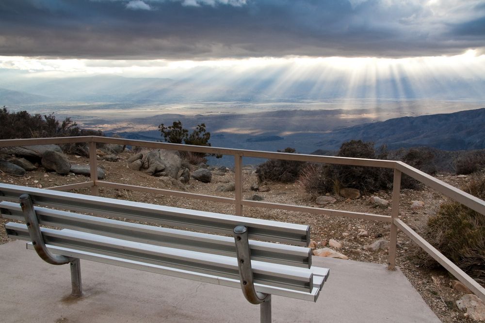 A bench at the top of Keys View