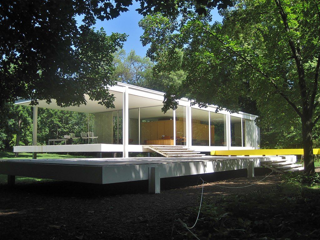 Exterior of the Edith Farnsworth House
