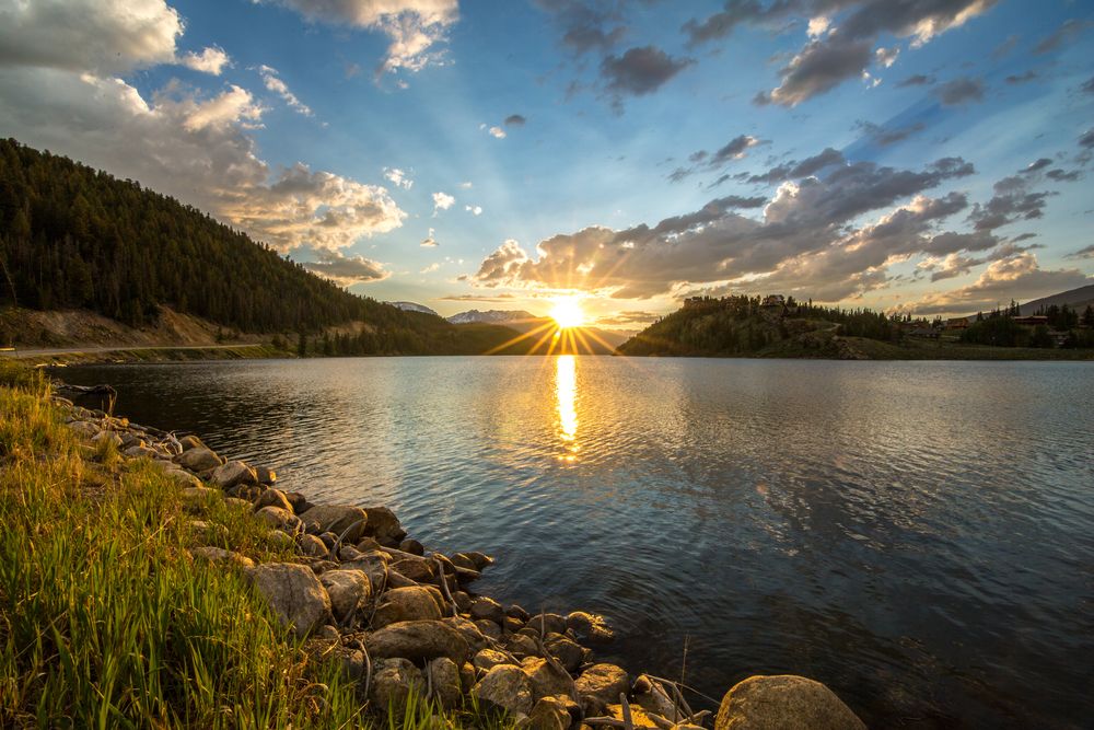 Scenic view of Dillon Reservoir