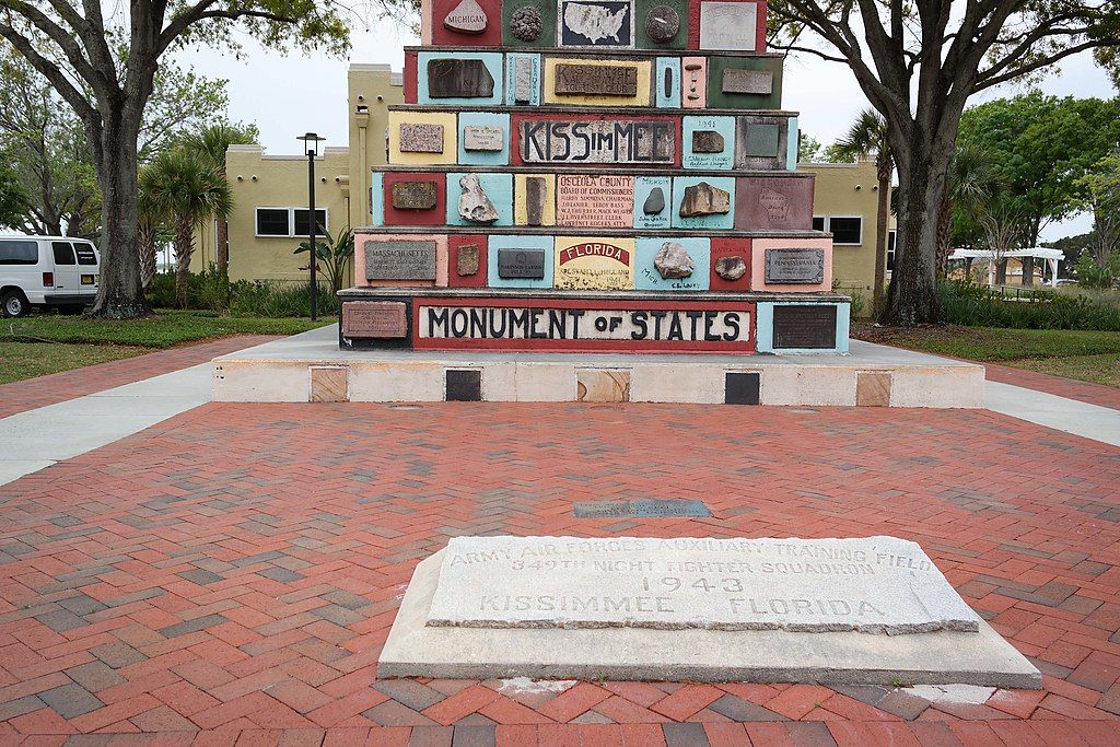 Base of the Monument of States