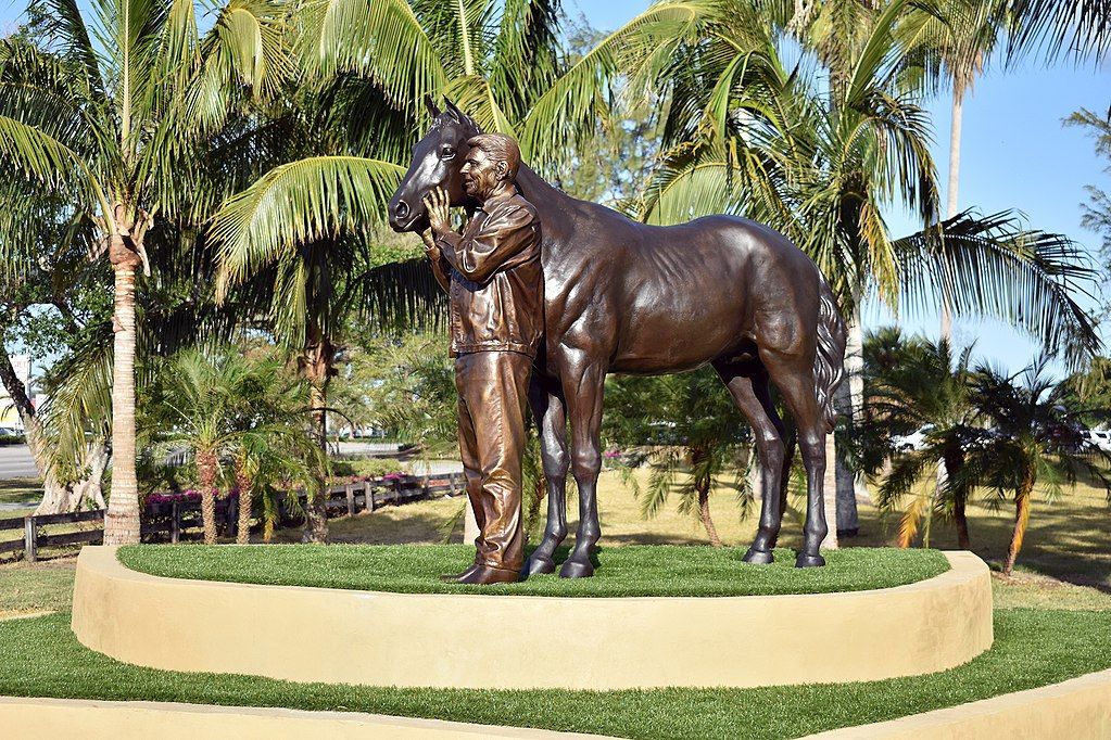 Sculpture at Tropical Park