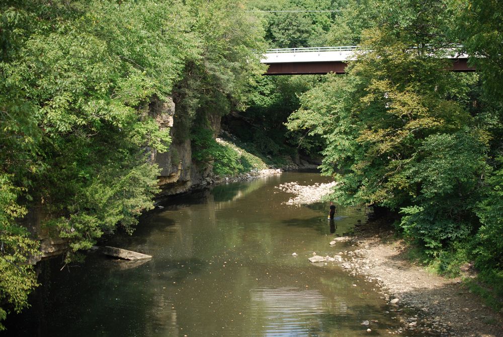 A bridge over the waters of Kankakee River State Park