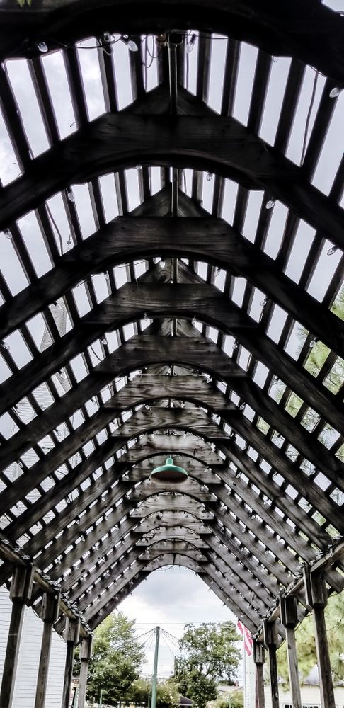 Structure of the wooden bridge at Heritage Park
