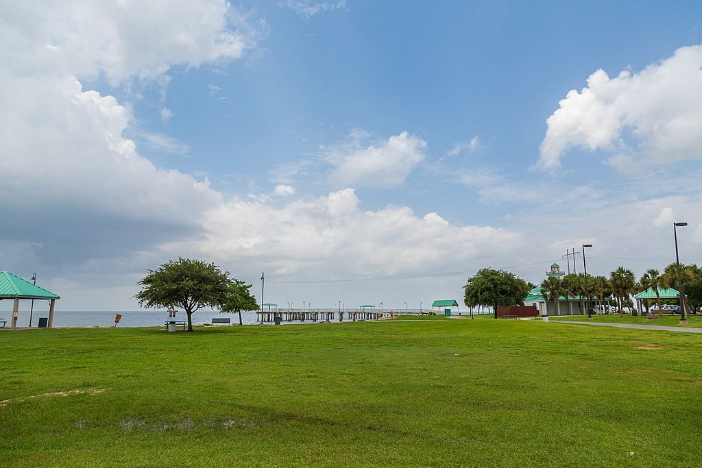 The grounds of Laketown