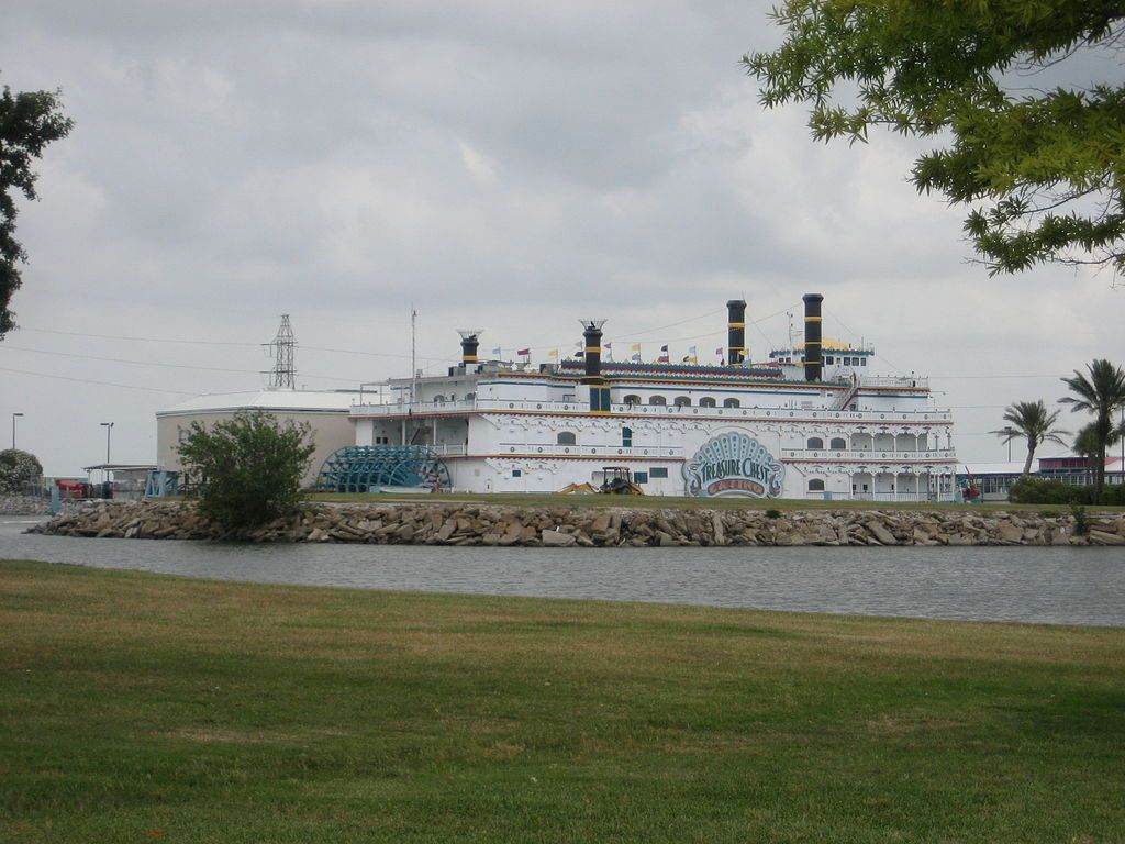 Exterior of Treasure Chest Casino