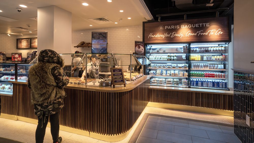 Interior of Paris Baguette