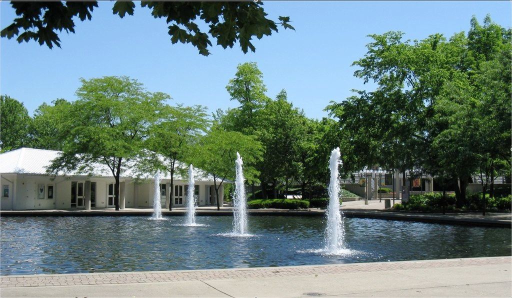 Water fountains at Fraze Pavilion