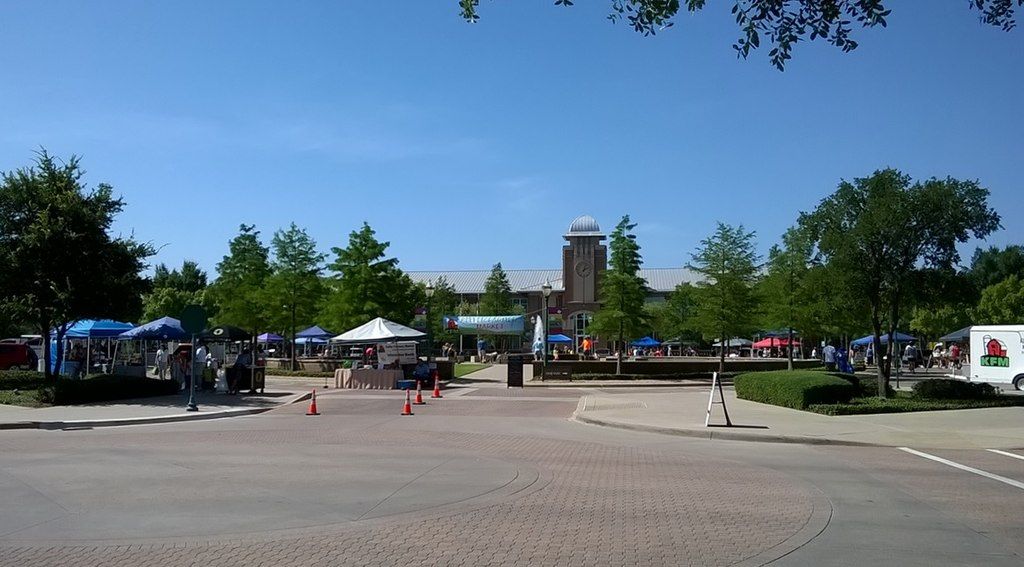 Vendors at Keller Farmers Market