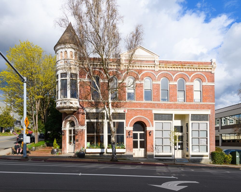 Exterior of Kirkland Arts Center