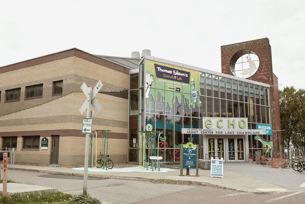 Farther exterior view of ECHO, Leahy Center for Lake Champlain