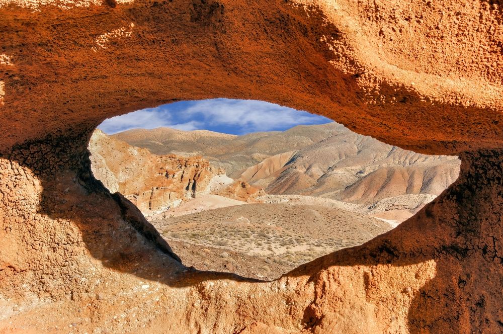 Rock window at Red Rock Canyon State Park