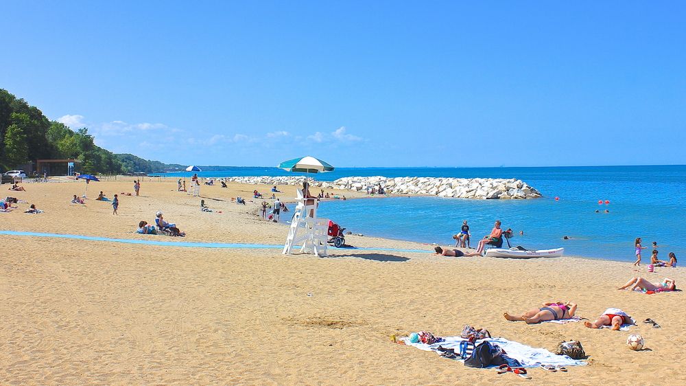 Sunny day at Rosewood Beach