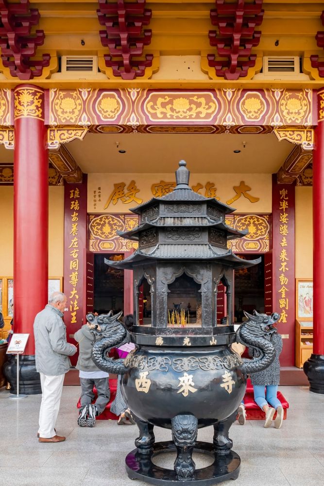 People at Hsi Lai Temple