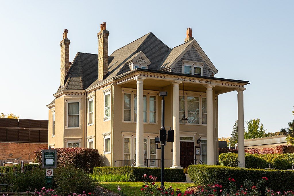 Exterior of the house at Cook Memorial Park
