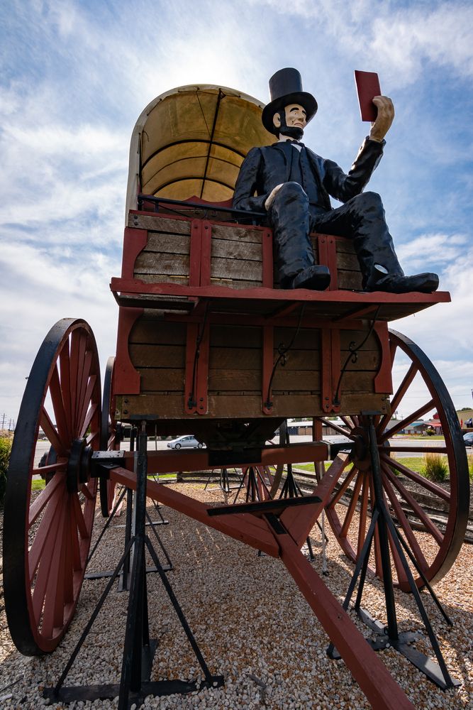 Front view of the Railsplitter Covered Wagon