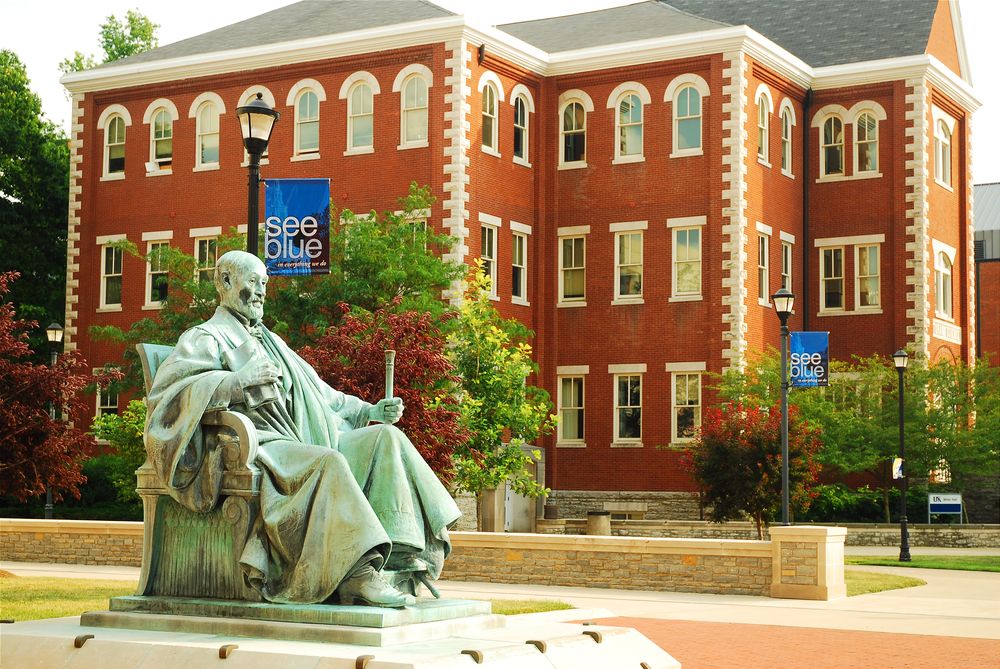 A statue at the University of Kentucky