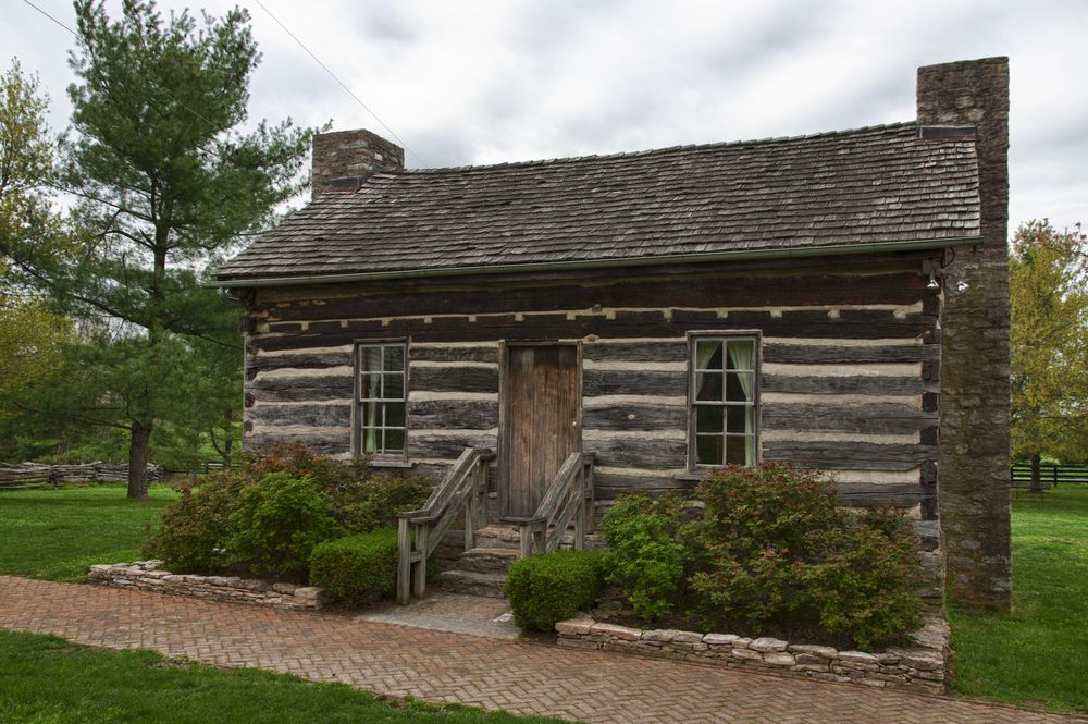 An old cabin at Waveland State Historic Site