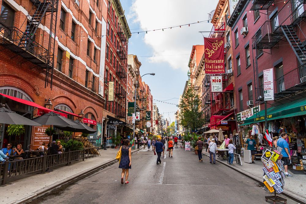 Restaurants along Little Italy