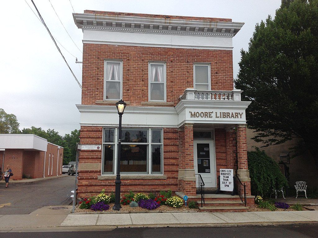 Exterior of the Moore Public Library