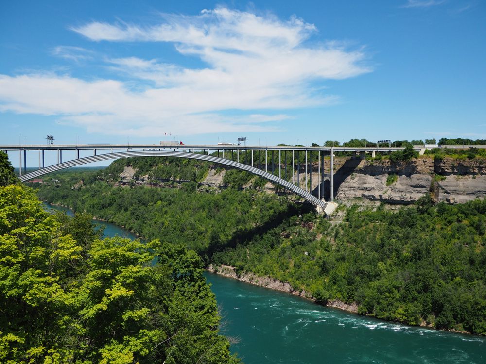 Daytime view of the Lewiston-Queenston Bridge