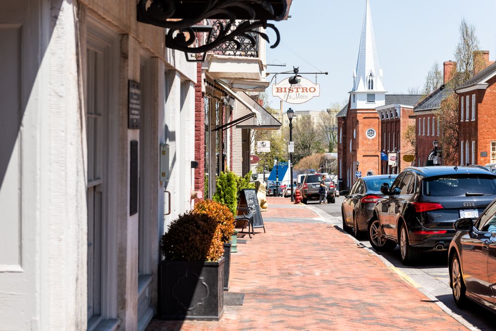 Shops along Downtown Lexington