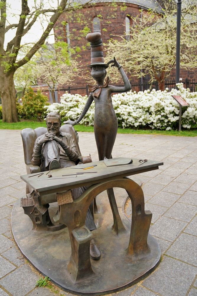Cat in the hat sculpture at Dr. Seuss National Memorial Sculpture Garden