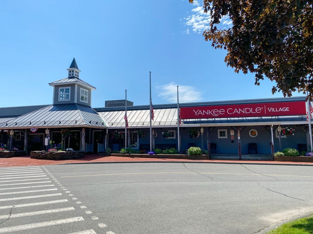 Exterior of Yankee Candle Village