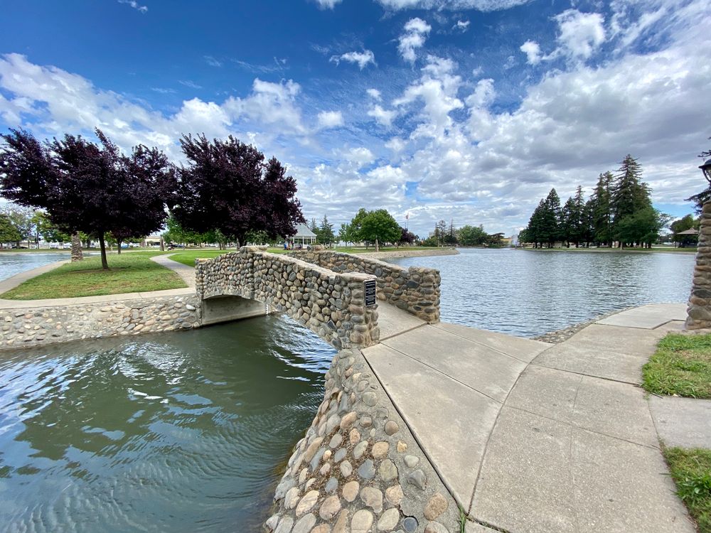 A short stone bridge over Ellis Lake