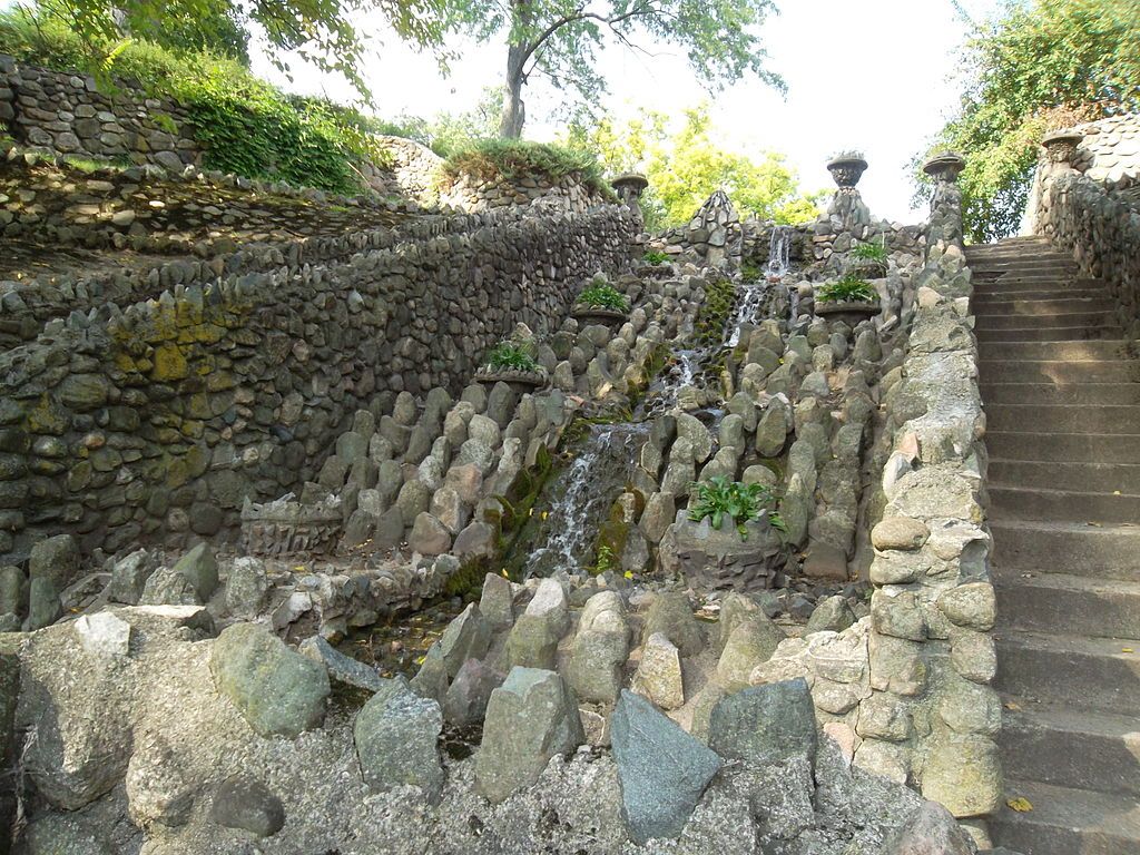 Rock garden falls of Battell Park.