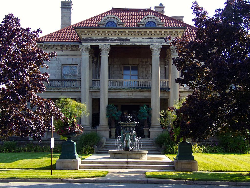 Front exterior of Beiger Mansion