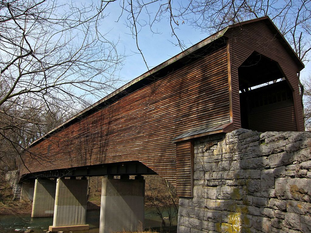 Structure of the Meems Bottom Covered Bridge